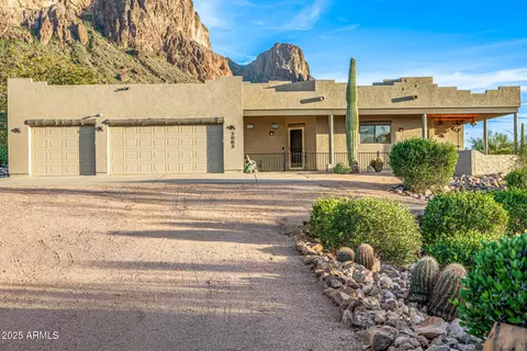 Exterior - 3083 N Herrala Way, Apache Junction, AZ 85119 photo 3 of 19