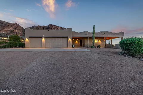 Exterior - 3083 N Herrala Way, Apache Junction, AZ 85119 photo 11 of 19