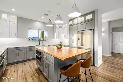 Kitchen - 3083 N Herrala Way, Apache Junction, AZ 85119 photo 4 of 5
