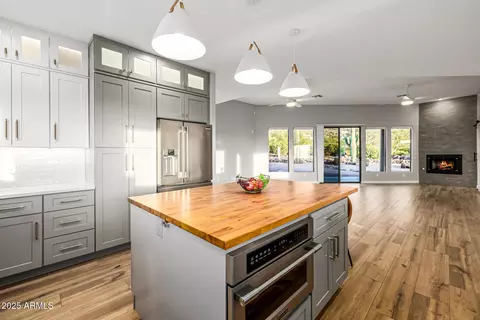 Kitchen - 3083 N Herrala Way, Apache Junction, AZ 85119 photo 3 of 5