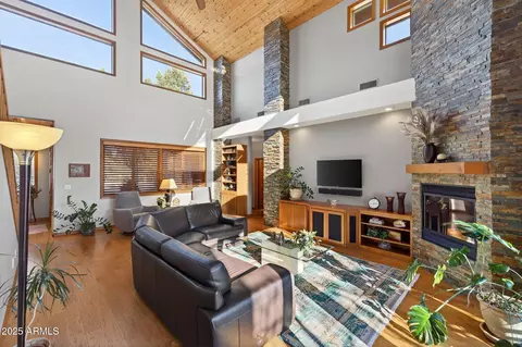 Living - 1201 W Chatham Dr, Payson, AZ 85541 photo 1 of 2