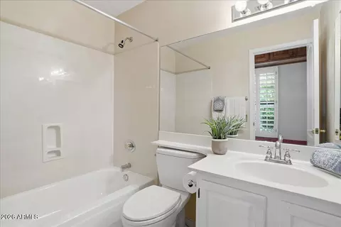 Bath - 1819 E Catamaran Dr, Gilbert, AZ 85234 photo 4 of 5
