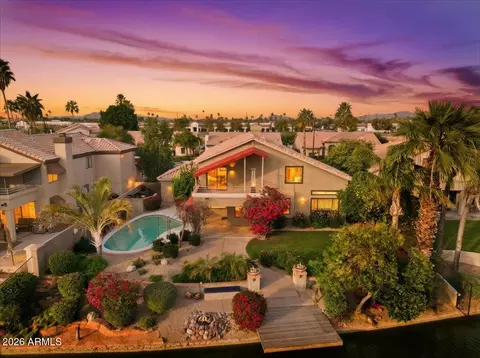 1819 E Catamaran Dr, Gilbert, AZ 85234