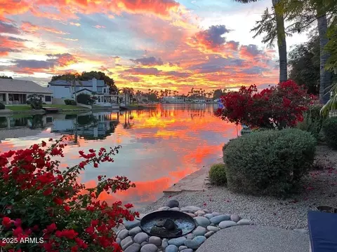 1819 E Catamaran Dr, Gilbert, AZ 85234