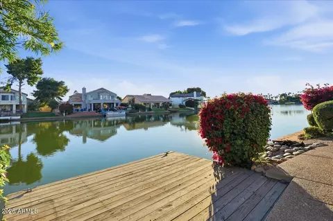 View/Area - 1819 E Catamaran Dr, Gilbert, AZ 85234 photo 4 of 5