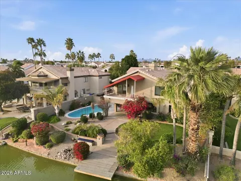 View/Area - 1819 E Catamaran Dr, Gilbert, AZ 85234 photo 5 of 5