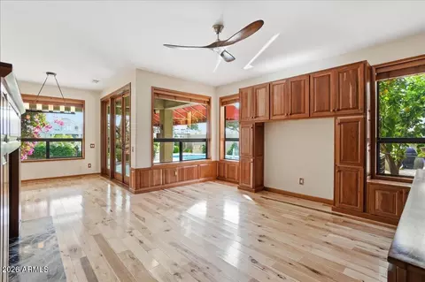 Living - 1819 E Catamaran Dr, Gilbert, AZ 85234 photo 6 of 9