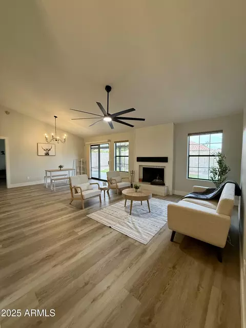1034 Encinas Ave, Gilbert, AZ 85234 photo 7