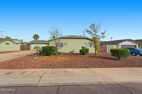 2934 E Shangri La Rd, Phoenix, AZ 85028 photo 9