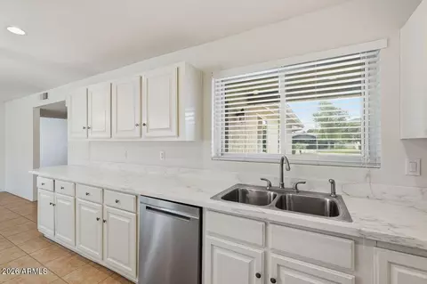 2934 E Shangri La Rd, Phoenix, AZ 85028 photo 25