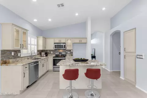 1712 E Saratoga St, Gilbert, AZ 85296
