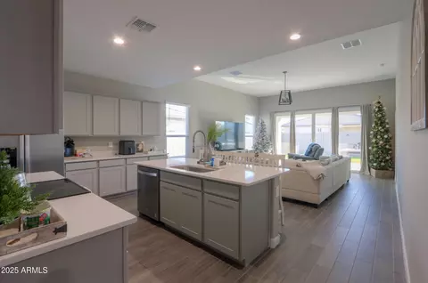 44583 W Palo Olmo Rd, Maricopa, AZ 85138
