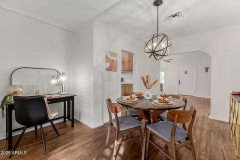 Dining - 1305 E Granada Rd, Phoenix, AZ 85006 photo 2 of 2