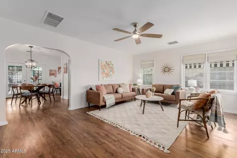 Living - 1305 E Granada Rd, Phoenix, AZ 85006 photo 1 of 2