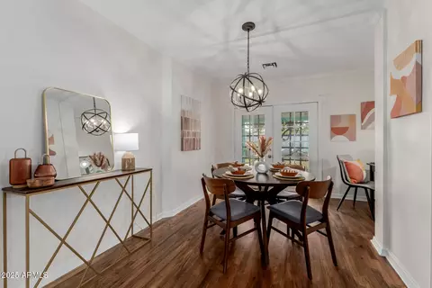 Dining - 1305 E Granada Rd, Phoenix, AZ 85006 photo 1 of 2