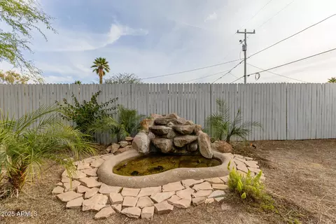 Exterior - 1305 E Granada Rd, Phoenix, AZ 85006 photo 7 of 10