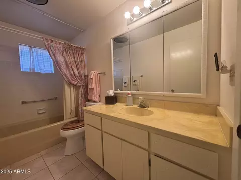 Bath - 4740 Enid Ave, Mesa, AZ 85206 photo 3 of 3