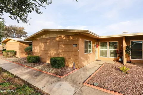 17447 N 99th Dr, Sun City, AZ 85373