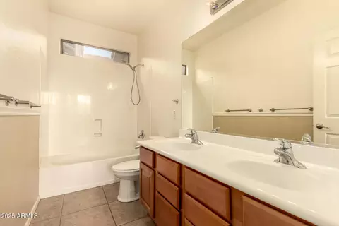 Bath - 3686 E Powell Way, Gilbert, AZ 85298 photo 2 of 2