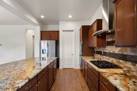 Kitchen - 3858 Ellis St, Mesa, AZ 85205 photo 3 of 4