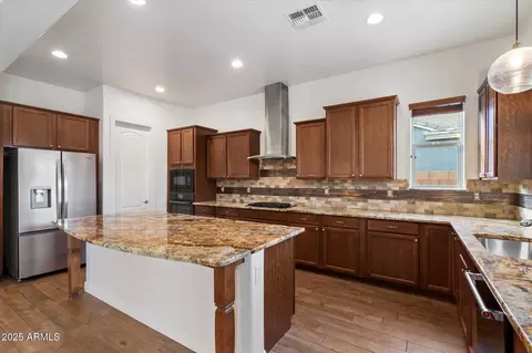 Kitchen - 3858 Ellis St, Mesa, AZ 85205 photo 2 of 4