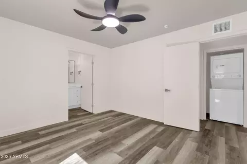 Bedroom - 1012 E Pierson St, Phoenix, AZ 85014 photo 2 of 7