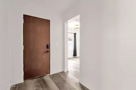 Entry Way - 1012 E Pierson St, Phoenix, AZ 85014 photo 3 of 4