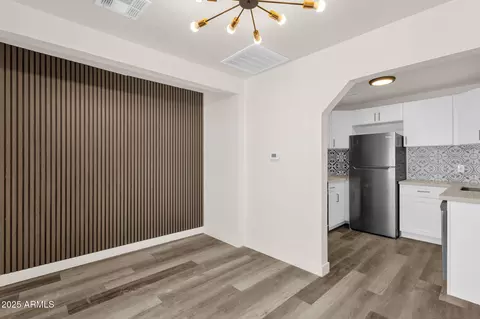 Dining - 1012 E Pierson St, Phoenix, AZ 85014 photo 2 of 2