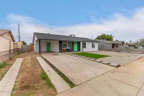 2011 N 51st Dr, Phoenix, AZ 85035