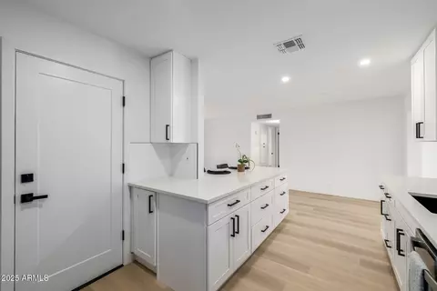 Entry Way - 6019 E Butte St, Mesa, AZ 85205 photo 1 of 3