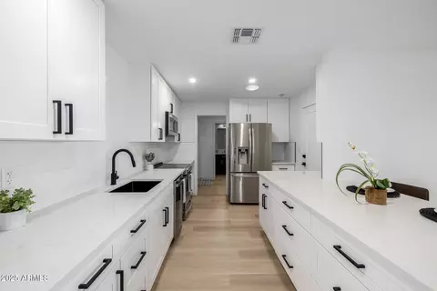 Kitchen - 6019 E Butte St, Mesa, AZ 85205 photo 1 of 1