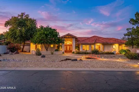 5608 W Soft Wind Dr, Glendale, AZ 85310