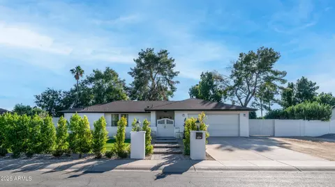 5819 E Ludlow Dr, Scottsdale, AZ 85254