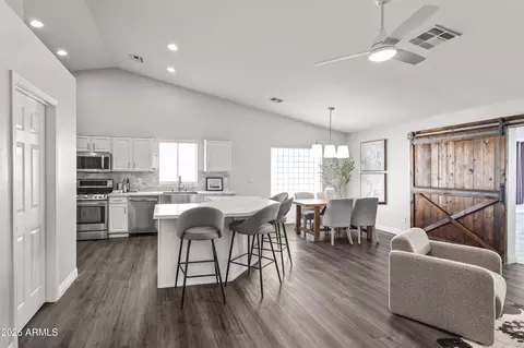Entry Way - 3146 E Monterosa St, Phoenix, AZ 85016 photo 1 of 3