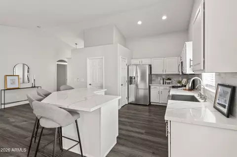 Kitchen - 3146 E Monterosa St, Phoenix, AZ 85016 photo 2 of 4