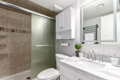 Bath - 861 S Toltec --, Mesa, AZ 85204 photo 1 of 2