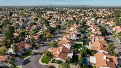 View/Area - 2342 E Mallard Ct, Gilbert, AZ 85234 photo 2 of 7