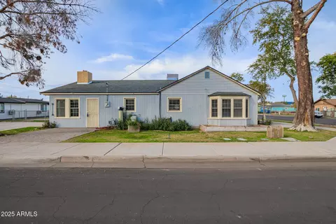 Exterior - 101 W Park Ave, Gilbert, AZ 85233 photo 2 of 3