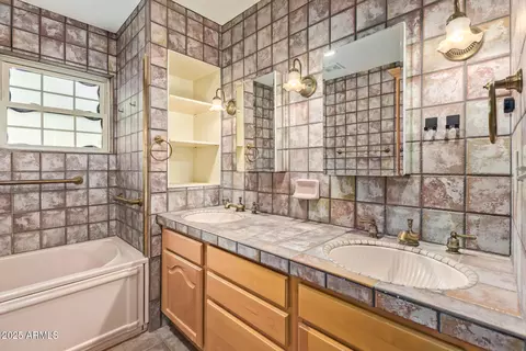 Bath - 101 W Park Ave, Gilbert, AZ 85233 photo 1 of 2