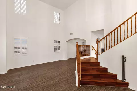 Living - 969 E Oakland St, Gilbert, AZ 85295 photo 6 of 6