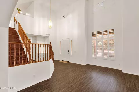 Living - 969 E Oakland St, Gilbert, AZ 85295 photo 5 of 6