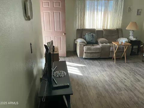6742 E Dallas St, Mesa, AZ 85205 photo 8