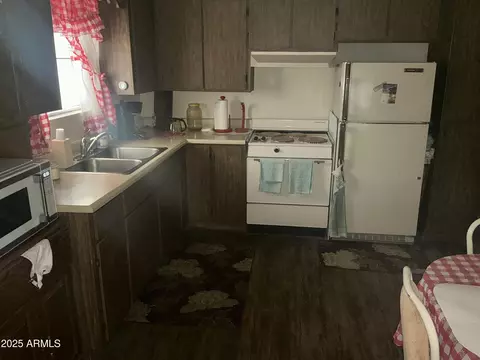 6742 E Dallas St, Mesa, AZ 85205 photo 2