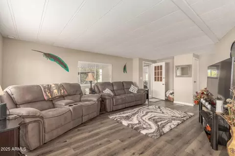 5263 E Mcdowell Rd, Mesa, AZ 85215 photo 3