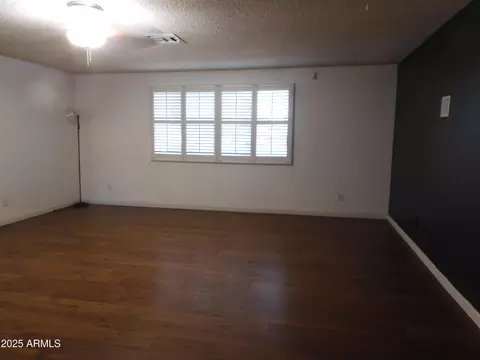 Living - 4456 E Hidalgo Ave, Phoenix, AZ 85040 photo 6 of 7