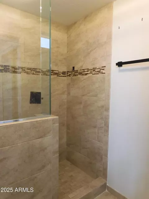 Bath - 4456 E Hidalgo Ave, Phoenix, AZ 85040 photo 7 of 7