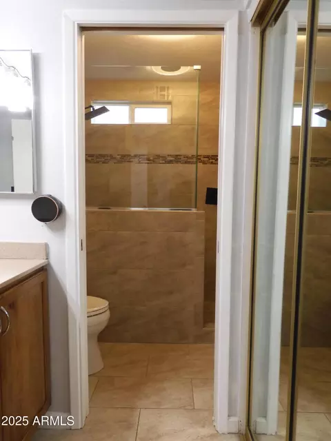 Bath - 4456 E Hidalgo Ave, Phoenix, AZ 85040 photo 5 of 7
