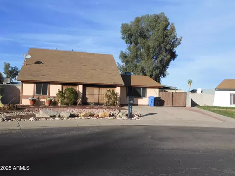 Exterior - 4456 E Hidalgo Ave, Phoenix, AZ 85040 photo 11 of 12