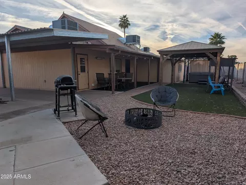 Exterior - 4456 E Hidalgo Ave, Phoenix, AZ 85040 photo 4 of 12