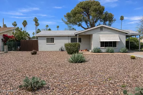 2311 N 30th Pl, Phoenix, AZ 85008